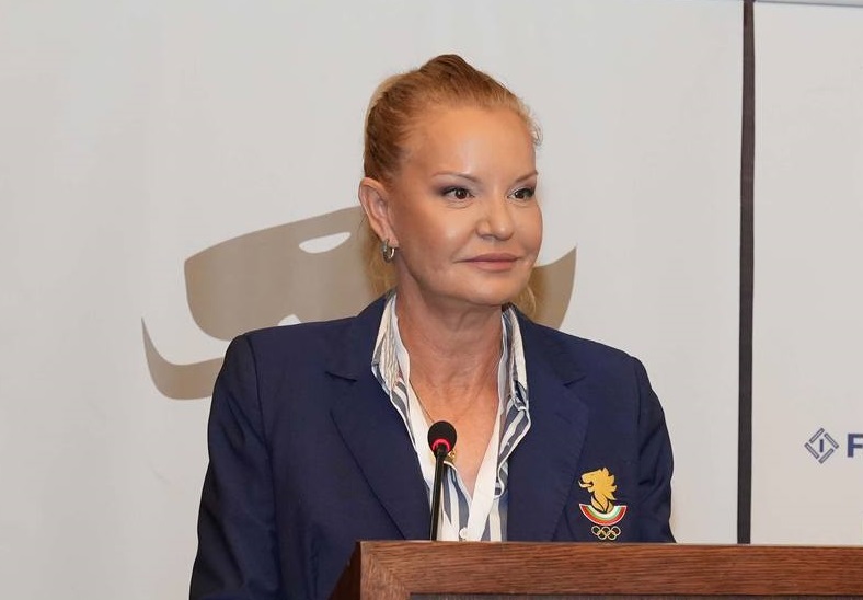 МОК спира парите на Стефка Костадинова и настоява да предаде БОК на Весела Лечева