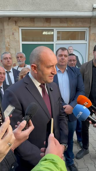 Радев пред парламента: Ще наложа вето на 21-вия пакет санкции срещу Русия