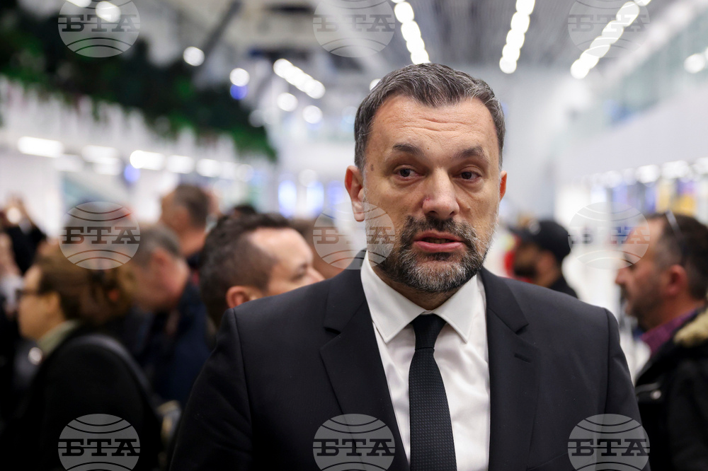 Изтегляне на персонал от посолството на Босна и Херцеговина в Сърбия след погребението на Ратко Младич