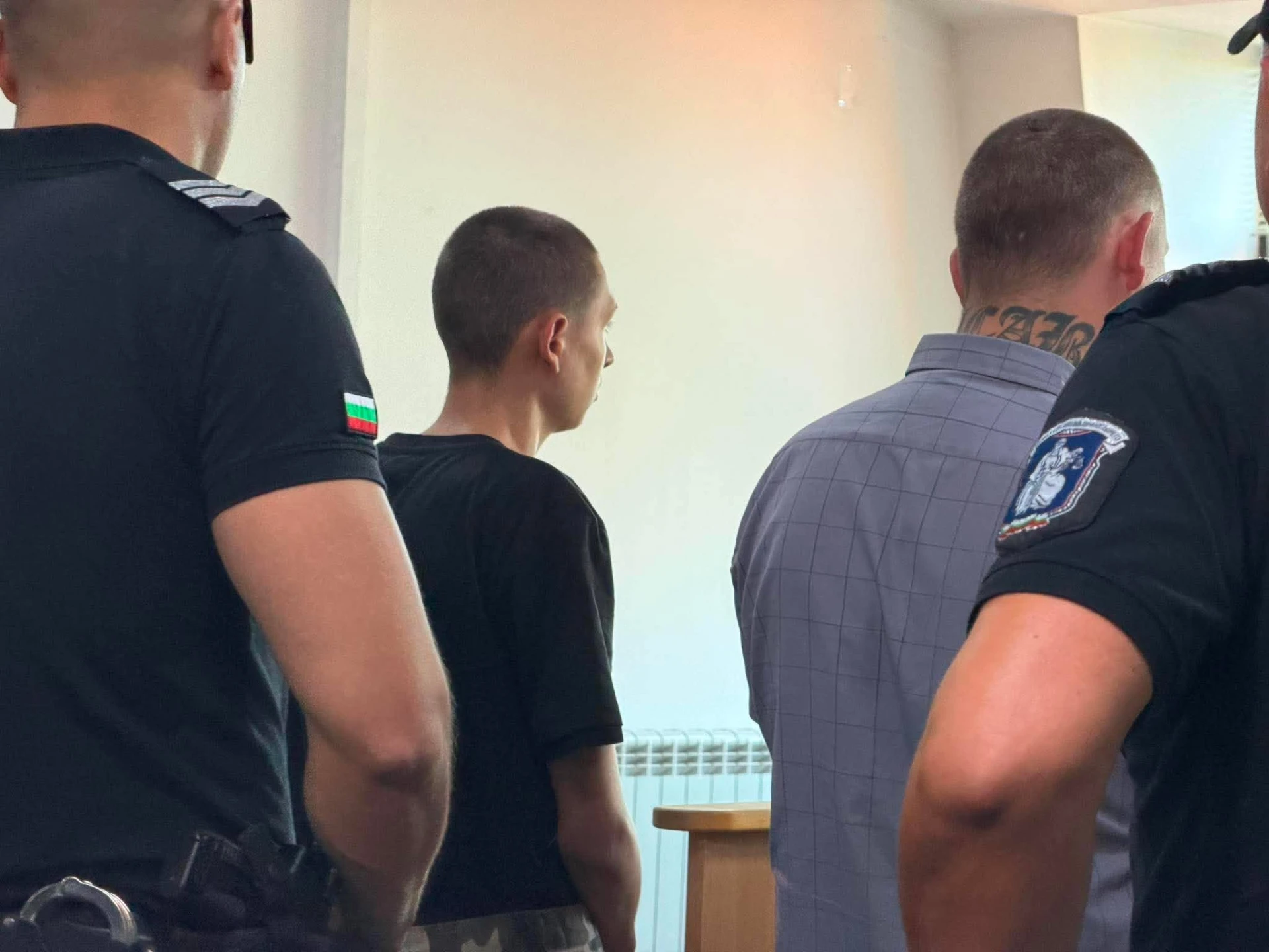 Докараха в съда трима от задържаните от 