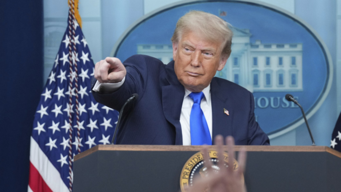 Тръмп: Време е да премахнем руската заплаха от Гренландия