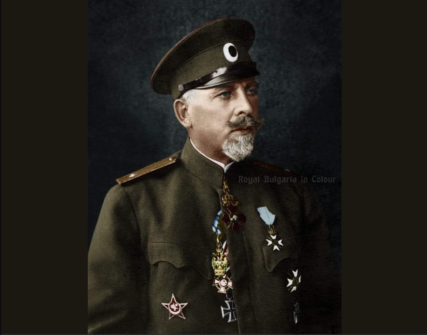 През есента на 1918 г. Антантата решава да приключи с България.