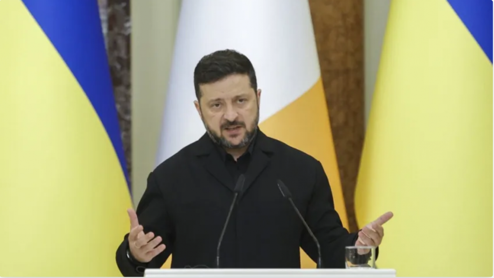 Зеленски очаква преговорите с Русия да бъдат възобновени преди есента