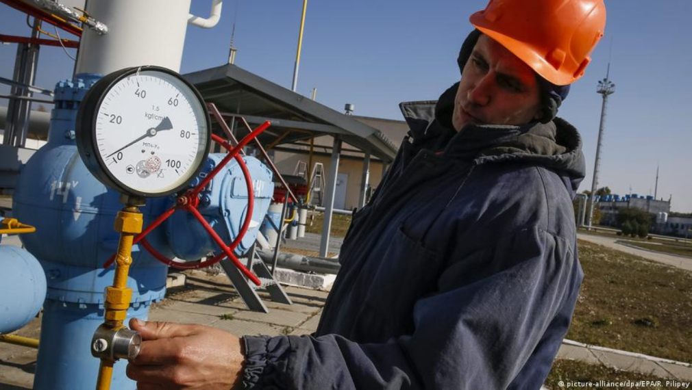 „Газпром“: Европа влиза в отоплителния сезон с рекордно ниски запаси - хранилищата са пълни едва на 54%