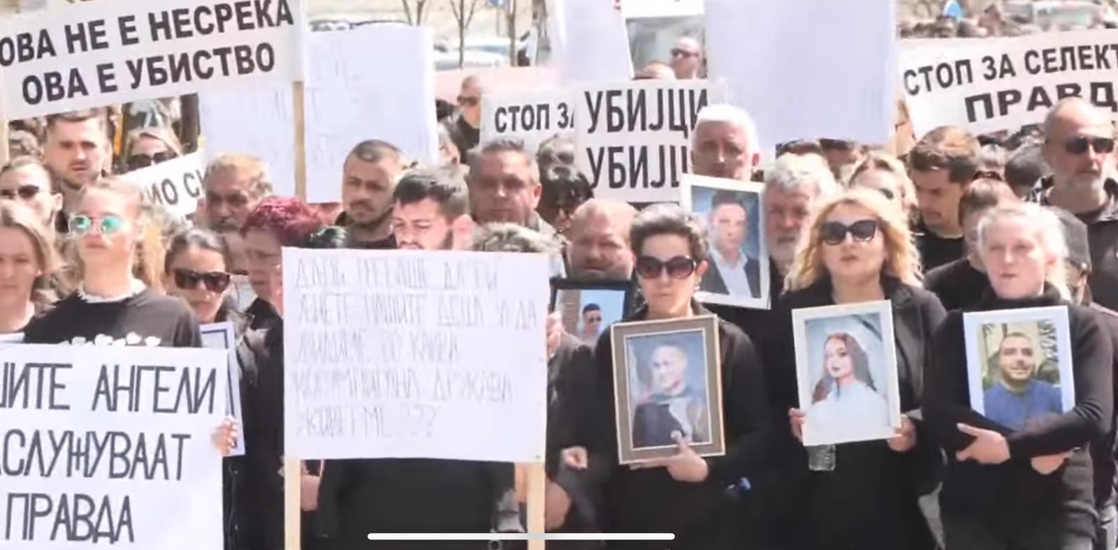 Ново шествие в памет на загиналите в дискотеката в Кочани