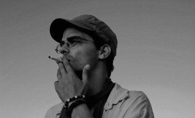 Да се наслаждаваме по-дълго на това падение на човечеството, в което всички ние сме съучастници