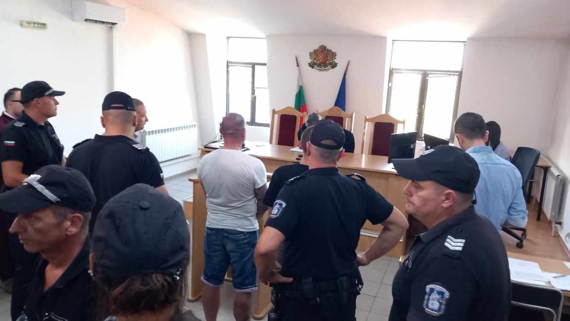 Съдът с тежка мярка за наемателя на клуба на 