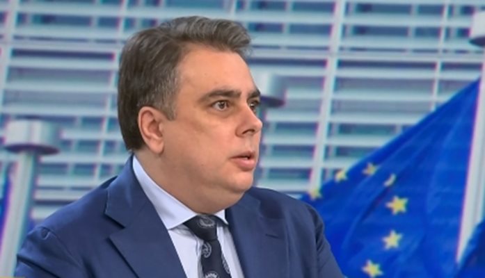 Асен Василев: Не познавам Никола Николов - Паскал, не ми говори нищо това име