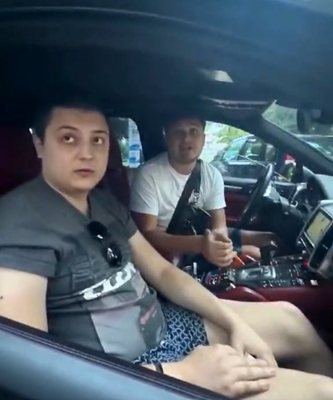 Шофьор с условна присъда диша райски газ зад волана в Пловдив 