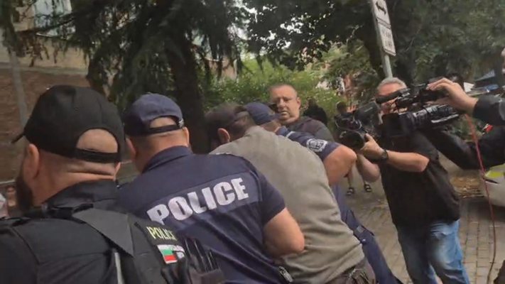 Повдигат четири обвинения на пастрока на 11-годишната Наталия