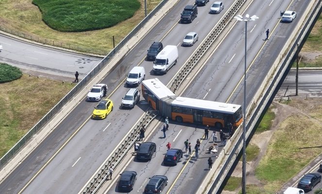Пътник в 204: Стрес и паника, автобусът се движеше зиг-заг