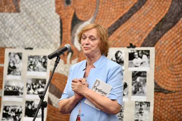 Почина поетесата Надежда Захариева, съпруга на Дамян Дамянов