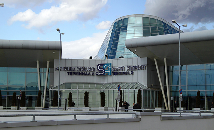 Лято е навън, жега в центъра на София, пейте, робини...