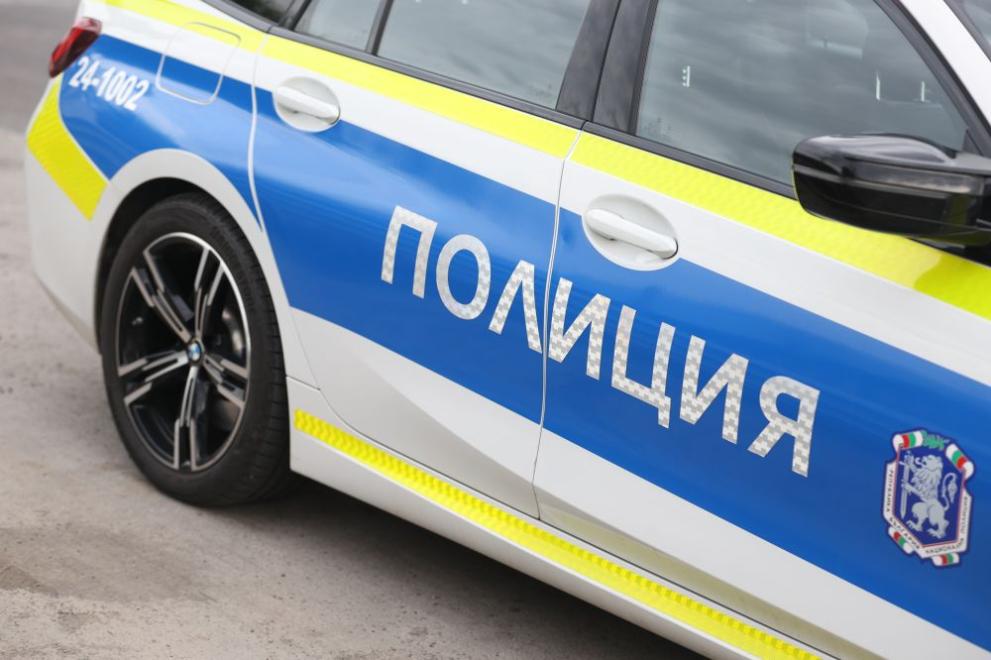 Вражда между два ромски клана стои зад отвличането и грабежа на 26-годишната жена