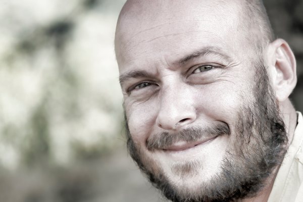 Кога точно започнахте тая ненавист, която сега се излива в смърт и жестокост помежду ни? Споделена публикация 1,1 хил. 94