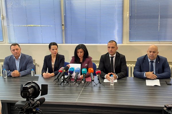 Министър Ивкова след схемата за милиони в Пловдив: Започваме проверки на болниците във всички области