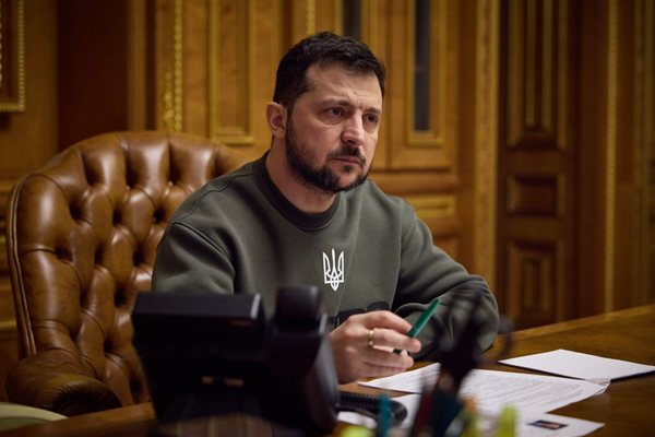 Зеленски: Русия атакува двата кораба до България