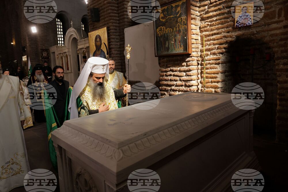 Ордени за трима души с ключов принос за 