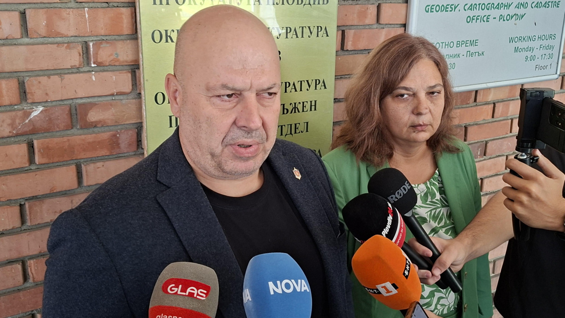 Повдигнаха обвинение на 14-годишен за убийството на майка му в Пловдив