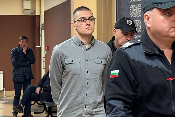 Михаил, обвинен за смъртта на 18-годишната Йоана от Пловдив, не признава - ще разпитват свидетели