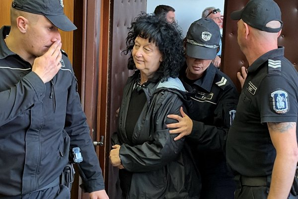 Проф. Мариела Генева подаде от ареста оставка като декан на Медицинския факултет в Пловдив