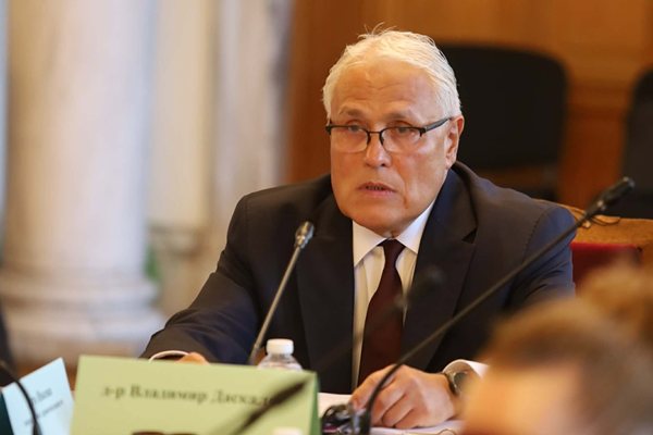 Избраха полковник д-р Владимир Даскалов за шеф на здравната каса и Здравко Шушков за негов заместник