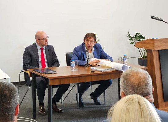 Шишков: Безконтролното строителство доведе до това да си гоним туристите