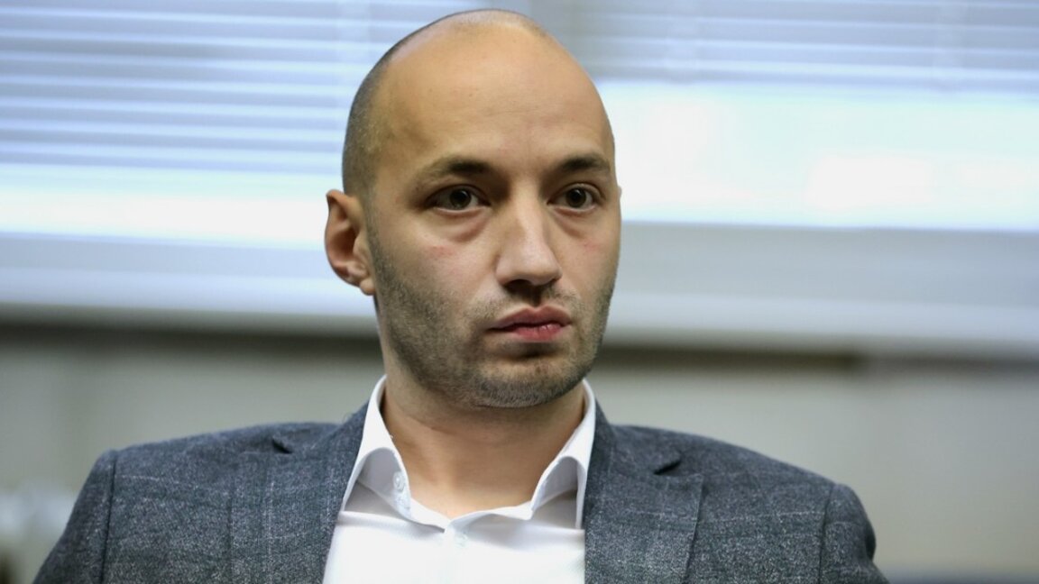 Ганев: Гюров отива на балотаж с Йотова, ако няма кандидат за президент от ГЕРБ