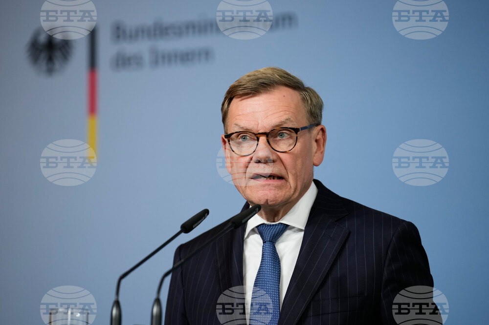 Германия поиска отплата от Украйна за милиардите и отвори вратата за преговори с Москва
