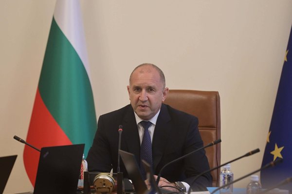 Румен Радев: Ще направим реформа в пътната безопасност и създаваме нова агенция