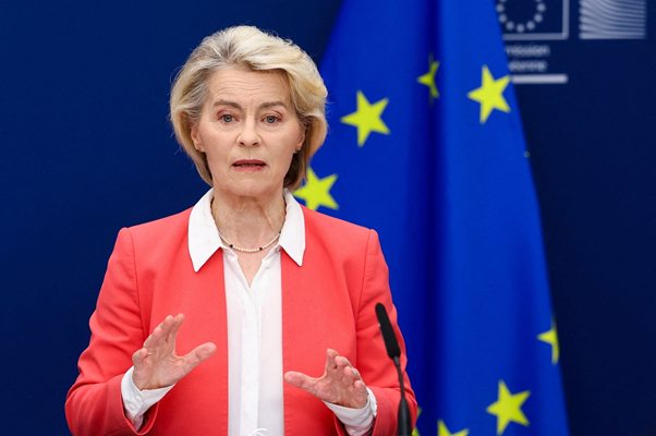 Урсула фон дер Лайен: Снимките от погребението на Ратко Младич в Белград, на което има десетки хора, са шокиращи