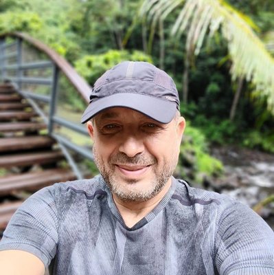 Австралийски шпионин объркал украинци с руснаци в базата до Габрово