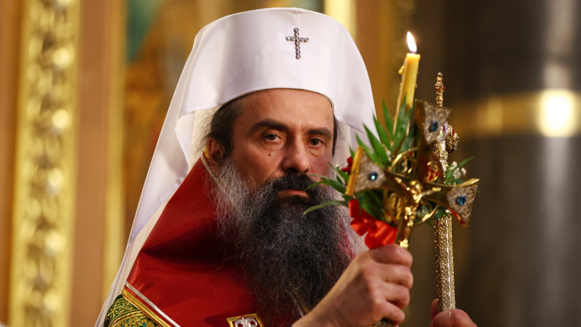 Патриархът води литийното шествие за Кръстовден