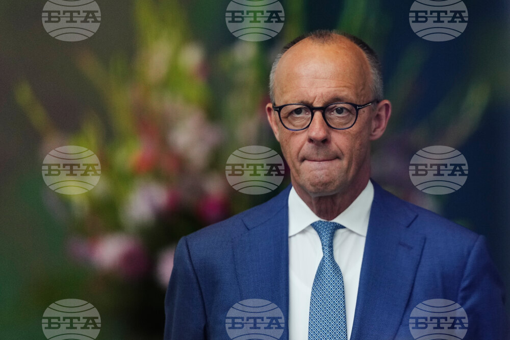 Politico: Ендшпил за Мерц – може да падне още тази седмица, но липсата на алтернатива вероятно ще го спаси