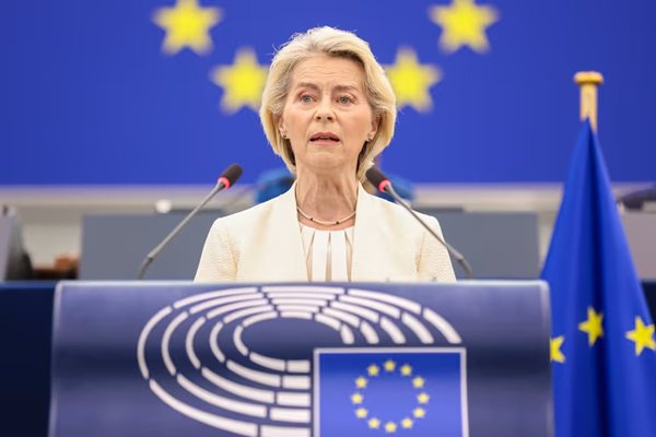 Фон дер Лайен предлага забрана на социалните мрежи за деца под 13 години