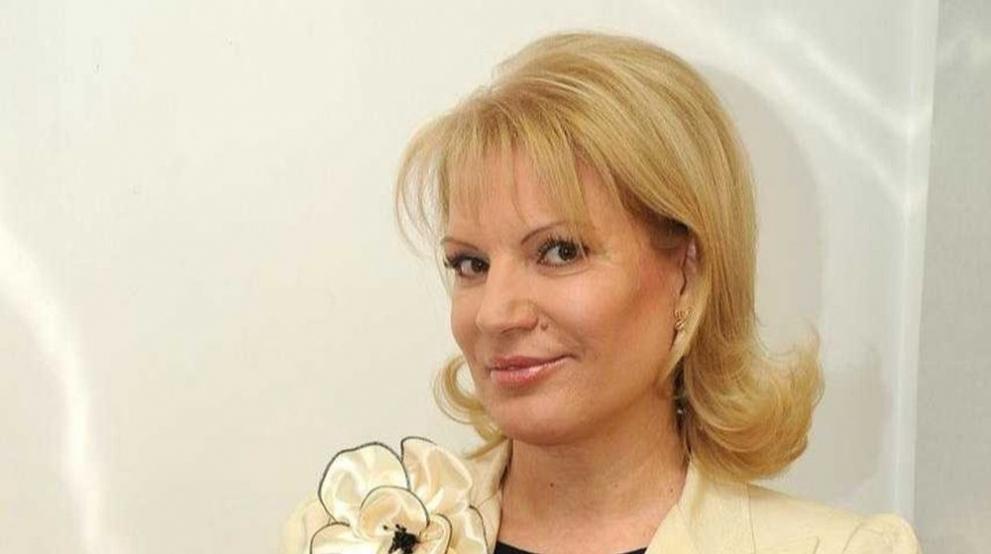 Не харесвате Делян Пеевски, готови сте да  подемете и развъртите всеки компромат срещу него, нали?! Но той даряваше пари на болници по време на пандемията и бедствията в страната