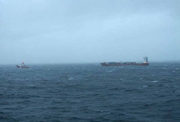 Дрон порази турски кораб в Черно море, има двама загинали