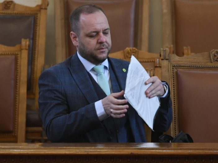Борислав Сандов след повдигнатото обвинение по казуса 