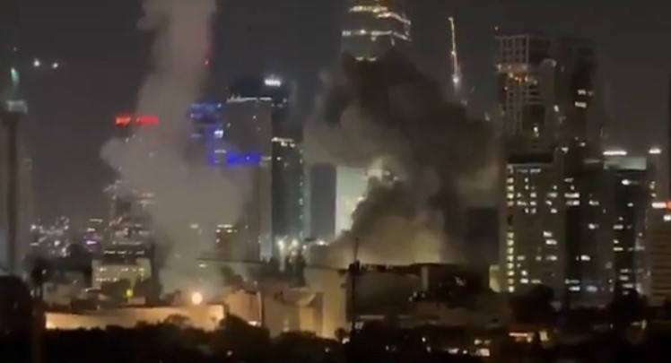 Иран е изстрелял стотици ракети към Израел (ВИДЕО)