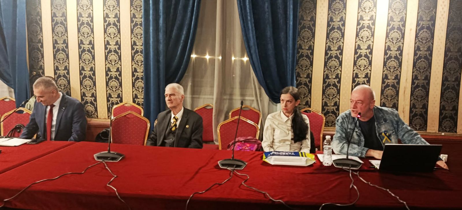 Странни действия на Военния клуб. Тези опити за реабилитация на нацизма трябва да се пресича