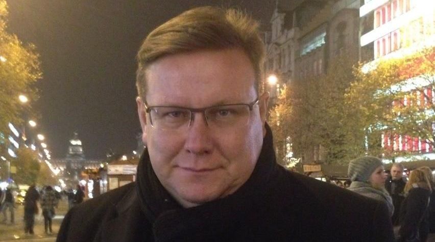 Русия, на която никога не съм бил фен, ме изумява с рационалния си подход към ирационалността на Запада