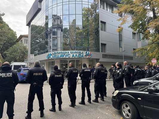 Въпреки отнетия лиценз: Съдът позволи болницата, в която почина Ангел от Белащица, да работи