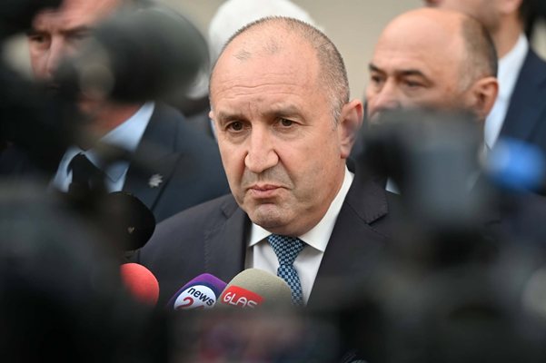 Радев: Засилването на охраната на външните граници на ЕС е ключово за сигурността на Европа