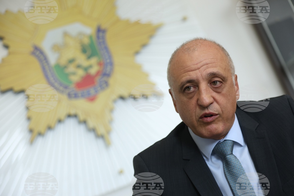 Президентът Йотова поиска оставката на шефа на НСО Емил Тонев