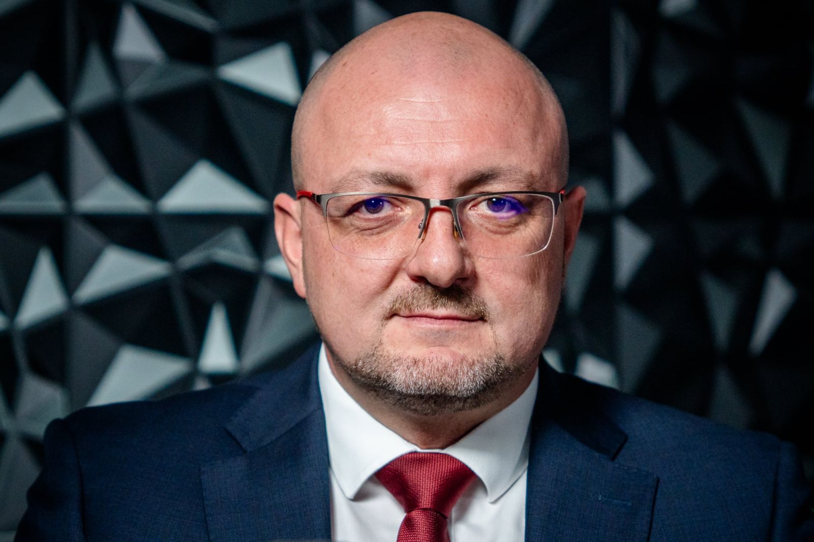 България е и си остава силно централизирана държава! 