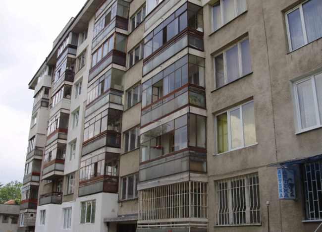 Забраняват остъклените балкони?