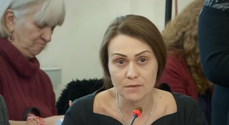 Полегнала е Гинка...