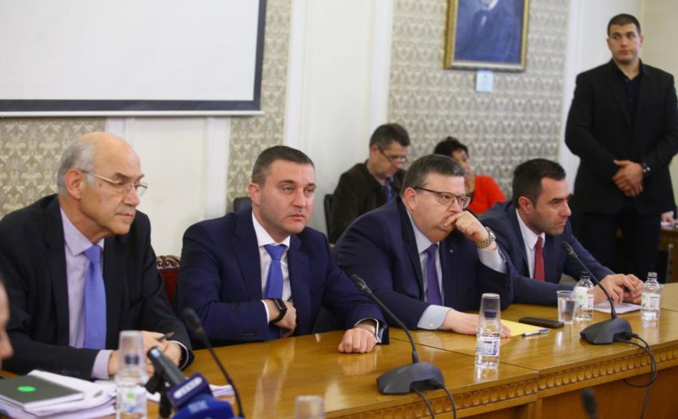 Горанов: България няма да участва в сделката по продажбата на ЧЕЗ