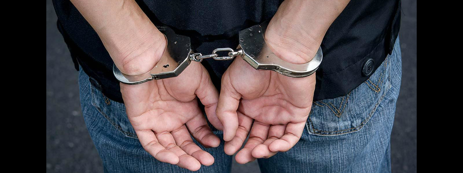 Задържаха възрастен мъж за стрелба срещу ЧСИ