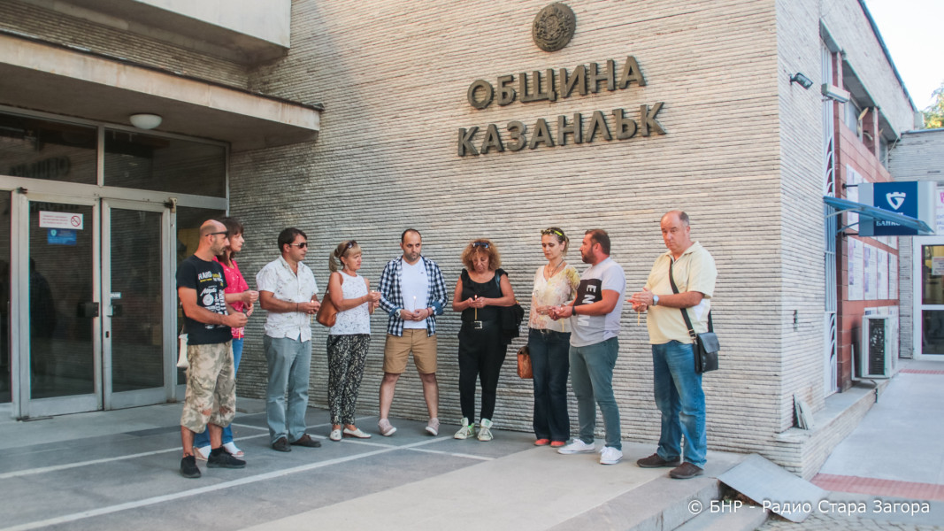 Журналисти запалиха свещ за 